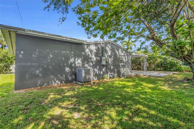 5971 W 13th Ave, Hialeah, FL 33012