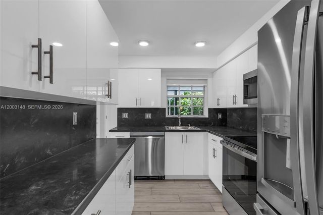 5971 W 13th Ave, Hialeah, FL 33012