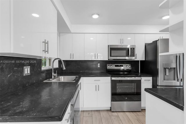 5971 W 13th Ave, Hialeah, FL 33012