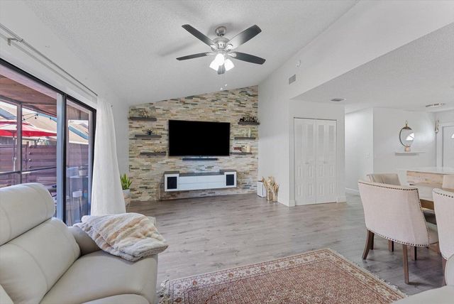 5648 Kimberton Way, Lake Worth, FL 33463