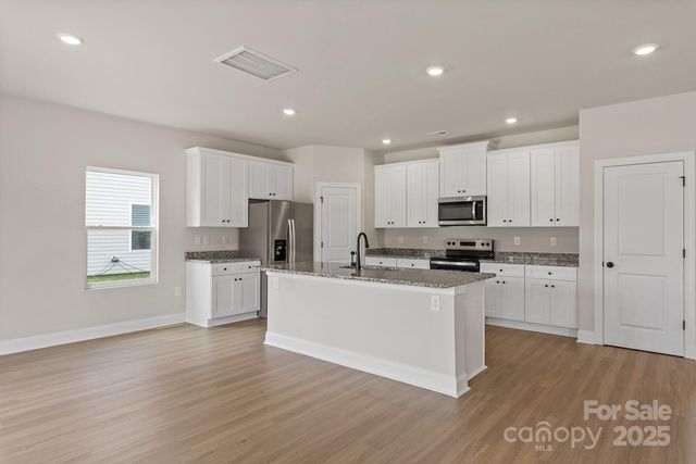 3471 Saddlebred Drive, Gastonia, NC 28052