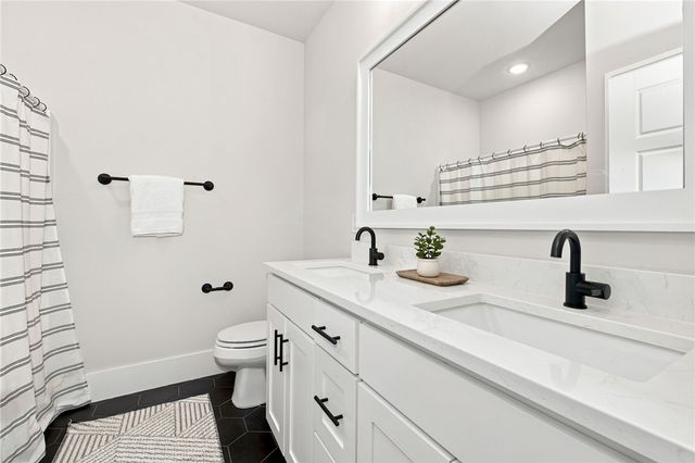 2951 Whistle Post Drive, Fayetteville, AR 72704