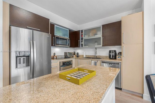 500 NE 29th St 706, Miami, FL 33137
