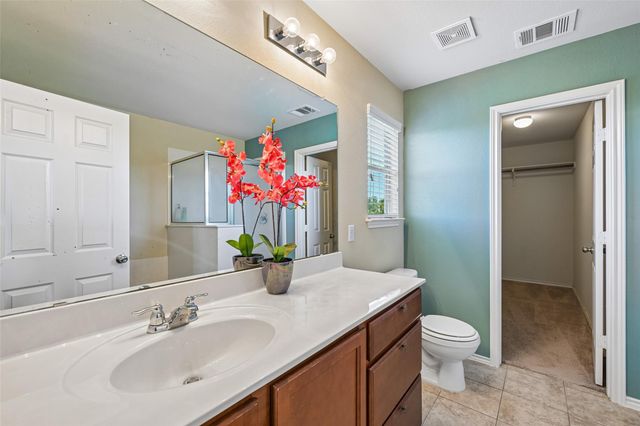 140 Lynn Crest BND, Buda, TX 78610