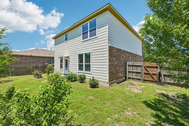 140 Lynn Crest BND, Buda, TX 78610