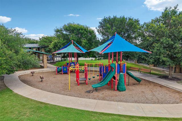 140 Lynn Crest BND, Buda, TX 78610