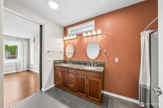 14509 Knoll Park Drive E, Bonney Lake, WA 98391