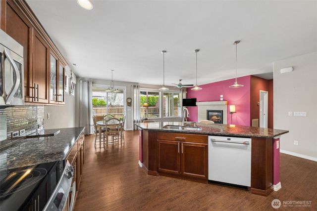 14509 Knoll Park Drive E, Bonney Lake, WA 98391