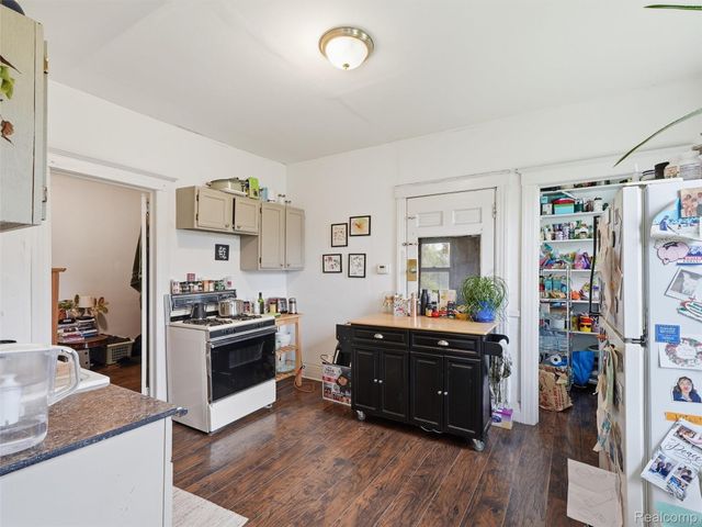 2216-2220 Canton Street, Detroit, MI 48207