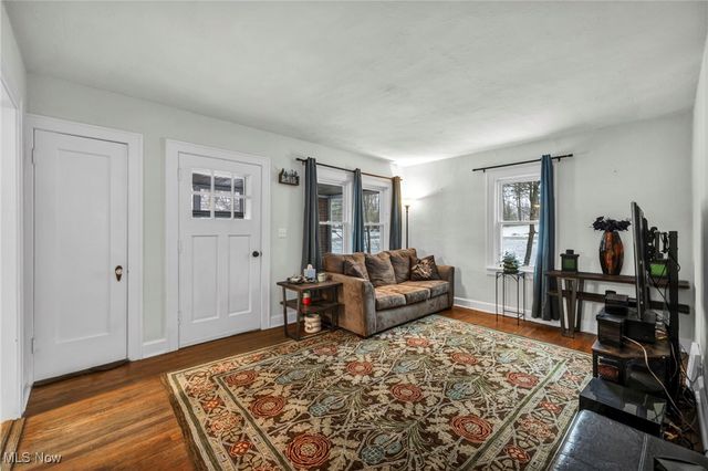 8539 Broadview Road, Broadview Heights, OH 44147