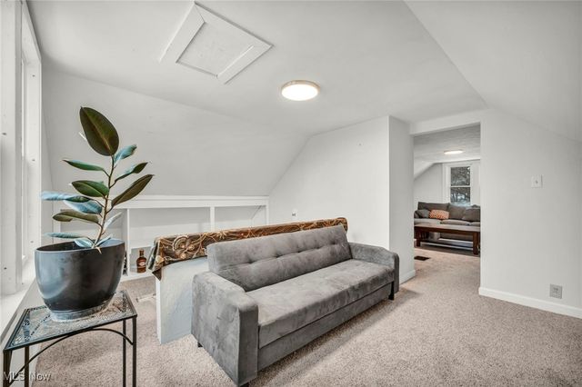 8539 Broadview Road, Broadview Heights, OH 44147