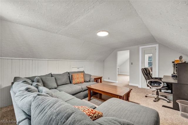 8539 Broadview Road, Broadview Heights, OH 44147