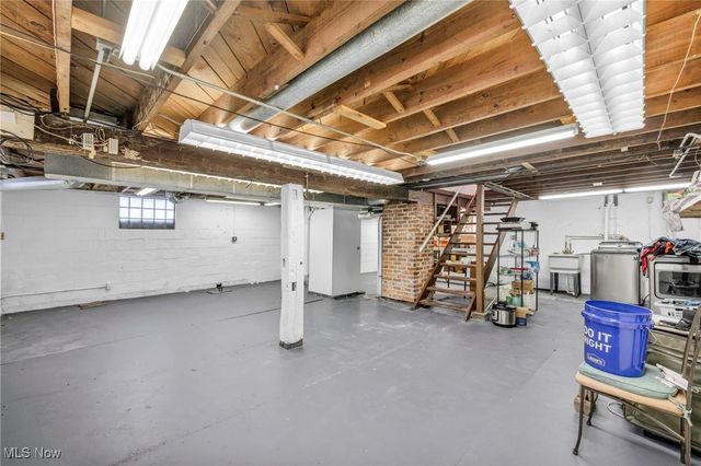 8539 Broadview Road, Broadview Heights, OH 44147