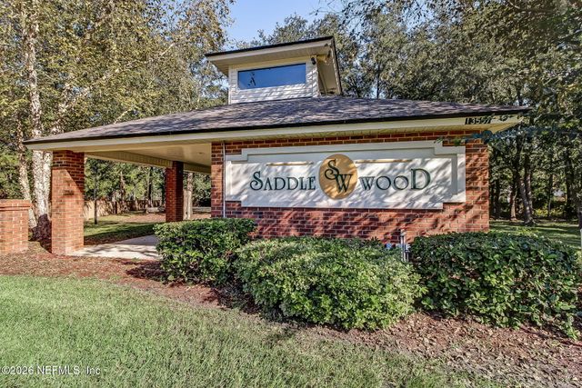 1033 WHIRLAWAY Circle N, Jacksonville, FL 32218