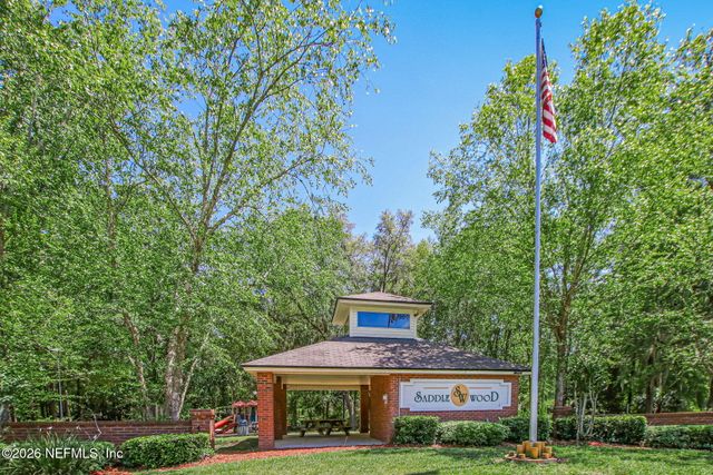 1033 WHIRLAWAY Circle N, Jacksonville, FL 32218