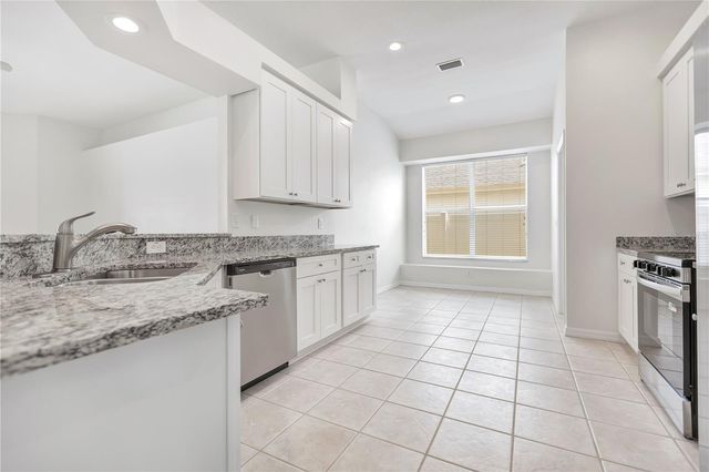 1225 BARCLAY WOOD DRIVE, Ruskin, FL 33570
