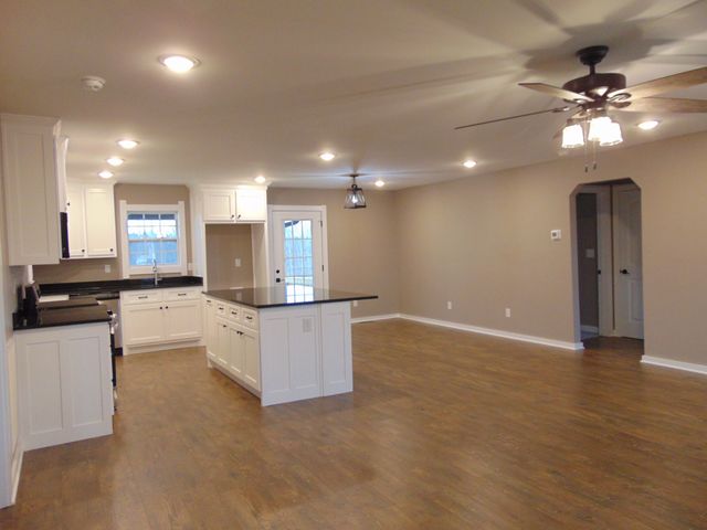 184 Ashmore Rd, Summertown, TN 38483