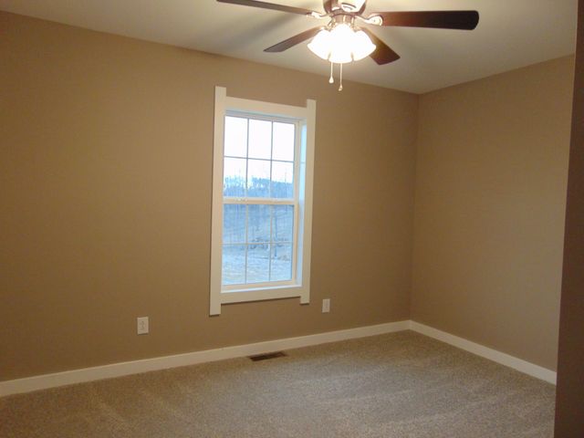 184 Ashmore Rd, Summertown, TN 38483