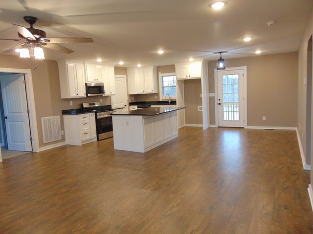 184 Ashmore Rd, Summertown, TN 38483