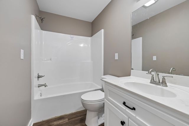 184 Ashmore Rd, Summertown, TN 38483