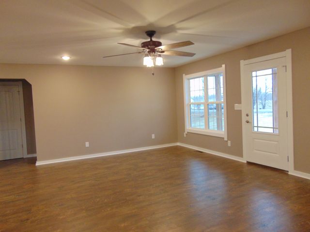 184 Ashmore Rd, Summertown, TN 38483