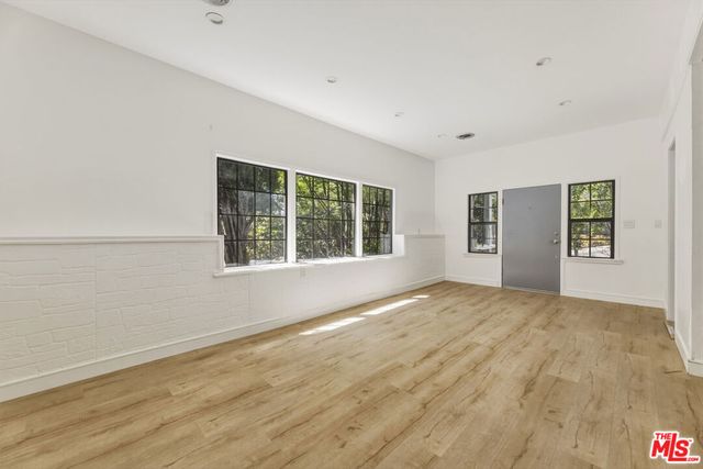 7072 Owens Street, Tujunga, CA 91042