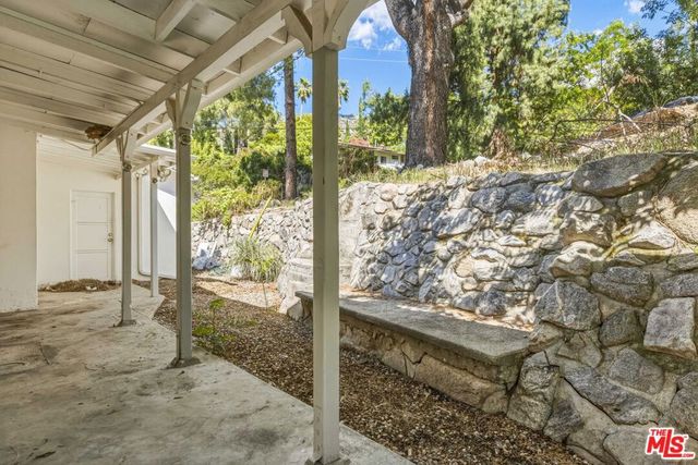 7072 Owens Street, Tujunga, CA 91042