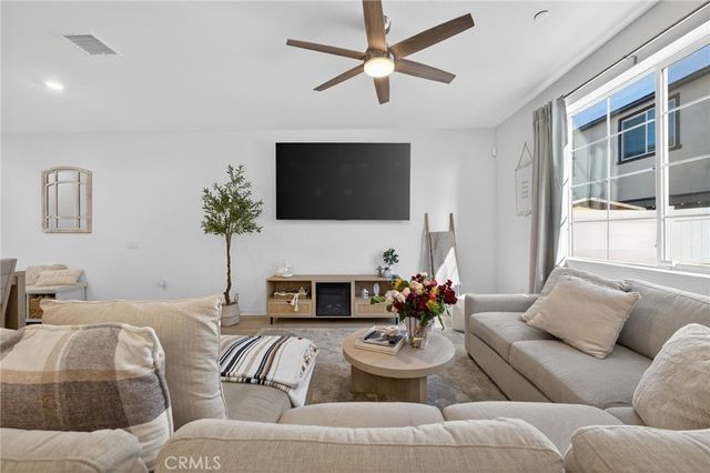 32645 Manhattan, Winchester, CA 92596
