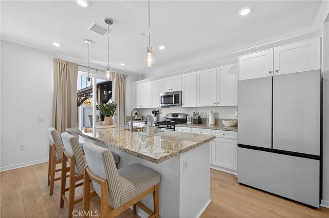 32645 Manhattan, Winchester, CA 92596