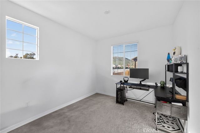 32645 Manhattan, Winchester, CA 92596