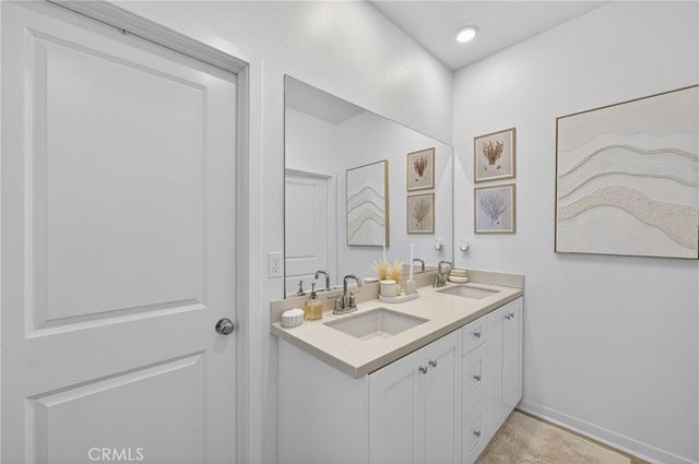 32645 Manhattan, Winchester, CA 92596