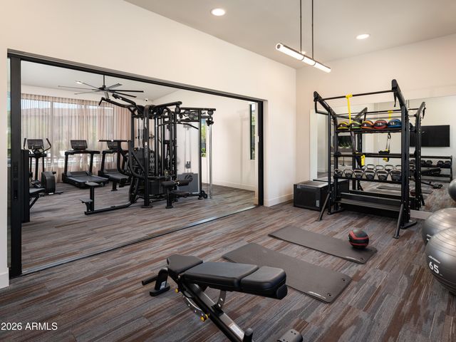 2121 W SONORAN DESERT Drive 99, Phoenix, AZ 85085