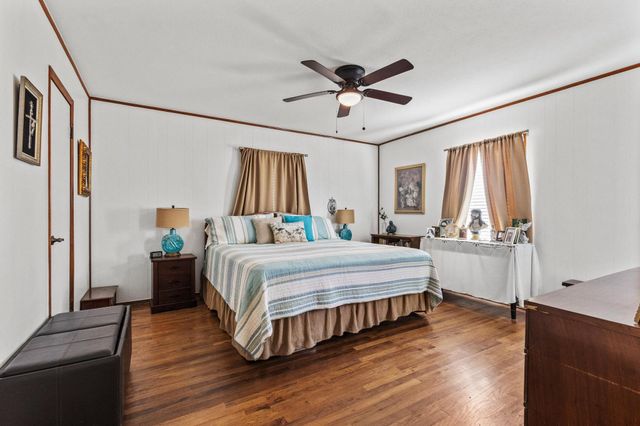 422 W Acheson, Denison, TX 75020