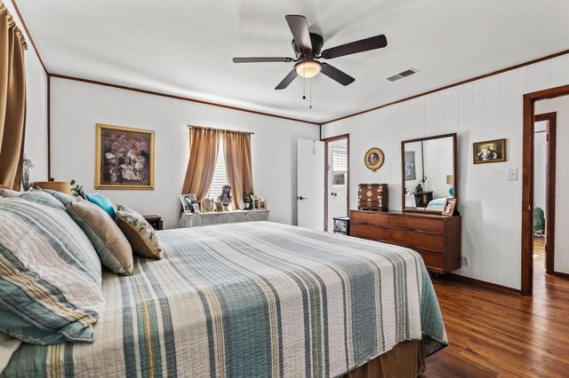 422 W Acheson, Denison, TX 75020