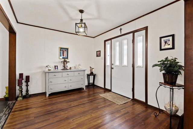 422 W Acheson, Denison, TX 75020