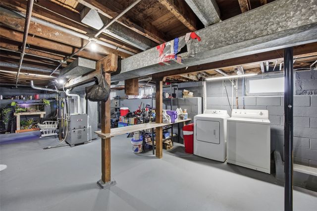 2642 Fruitland Boulevard SW, Cedar Rapids, IA 52404