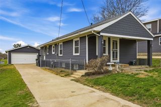 2642 Fruitland Boulevard SW, Cedar Rapids, IA 52404