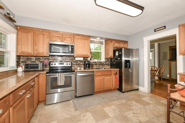 119 N Broad STREET, Elkhorn, WI 53121