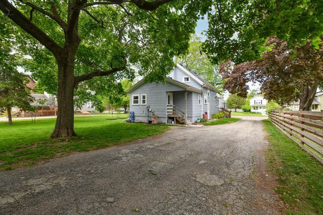 119 N Broad STREET, Elkhorn, WI 53121