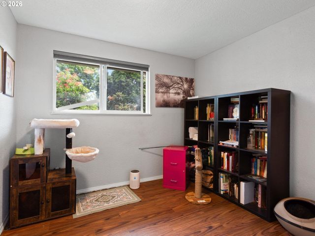 1719 Sw 1ST St, Battle Ground, WA 98604