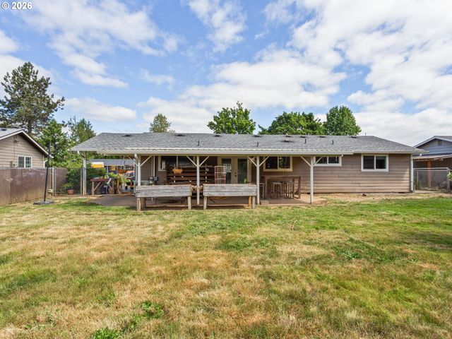 1719 Sw 1ST St, Battle Ground, WA 98604