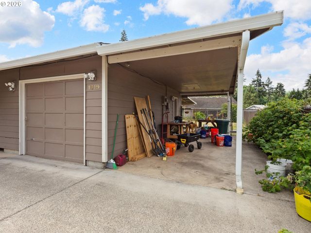 1719 Sw 1ST St, Battle Ground, WA 98604