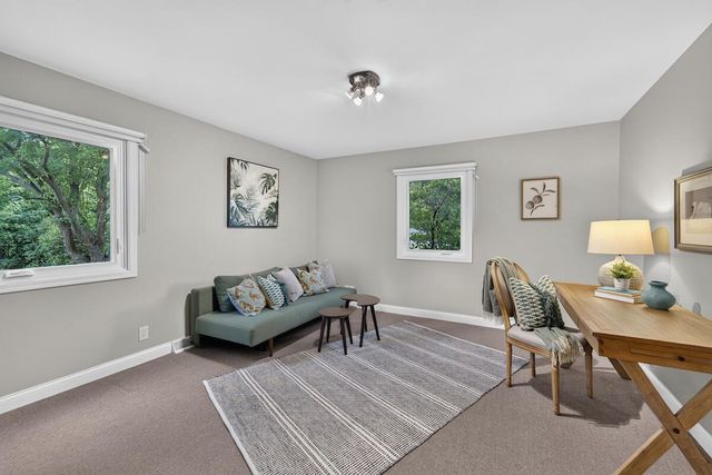 12623 N Meadow CIRCLE E, Mequon, WI 53092