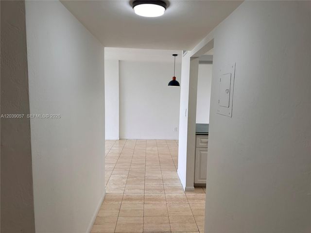 2715 Tigertail Avenue 506, Miami, FL 33133
