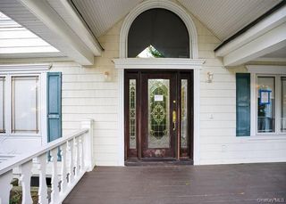 6 Robert Court, Center Moriches, NY 11934