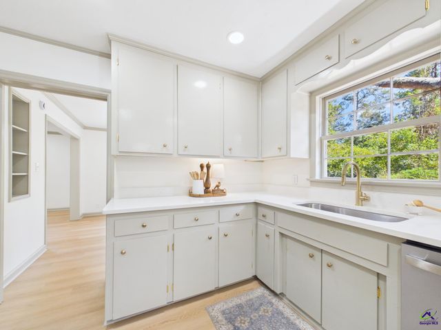 2079 Fairway Drive, Macon, GA 31217