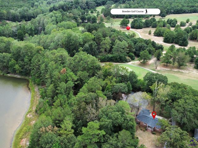 2079 Fairway Drive, Macon, GA 31217