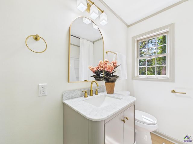 2079 Fairway Drive, Macon, GA 31217