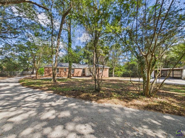 2079 Fairway Drive, Macon, GA 31217