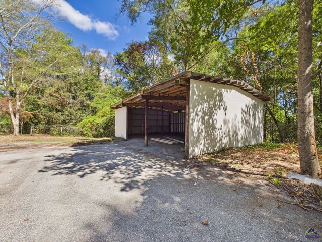 2079 Fairway Drive, Macon, GA 31217